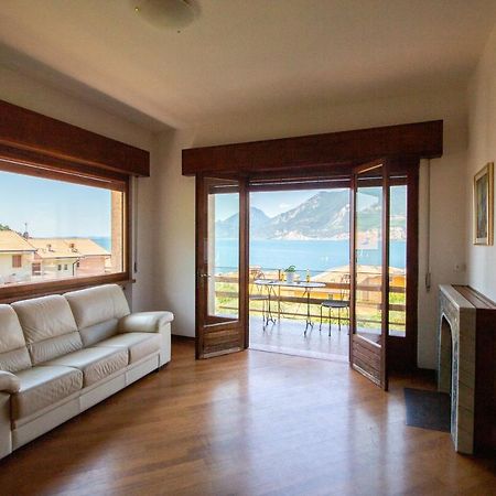 Villa Diana - Terrazza Sul Lago Assenza Exterior foto