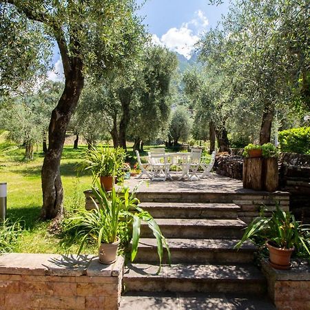 Villa Diana - Terrazza Sul Lago Assenza Exterior foto