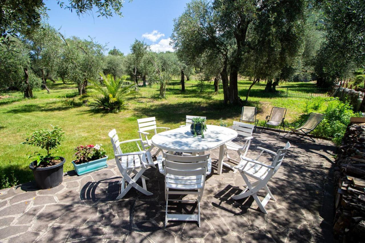 Villa Diana - Terrazza Sul Lago Assenza Exterior foto