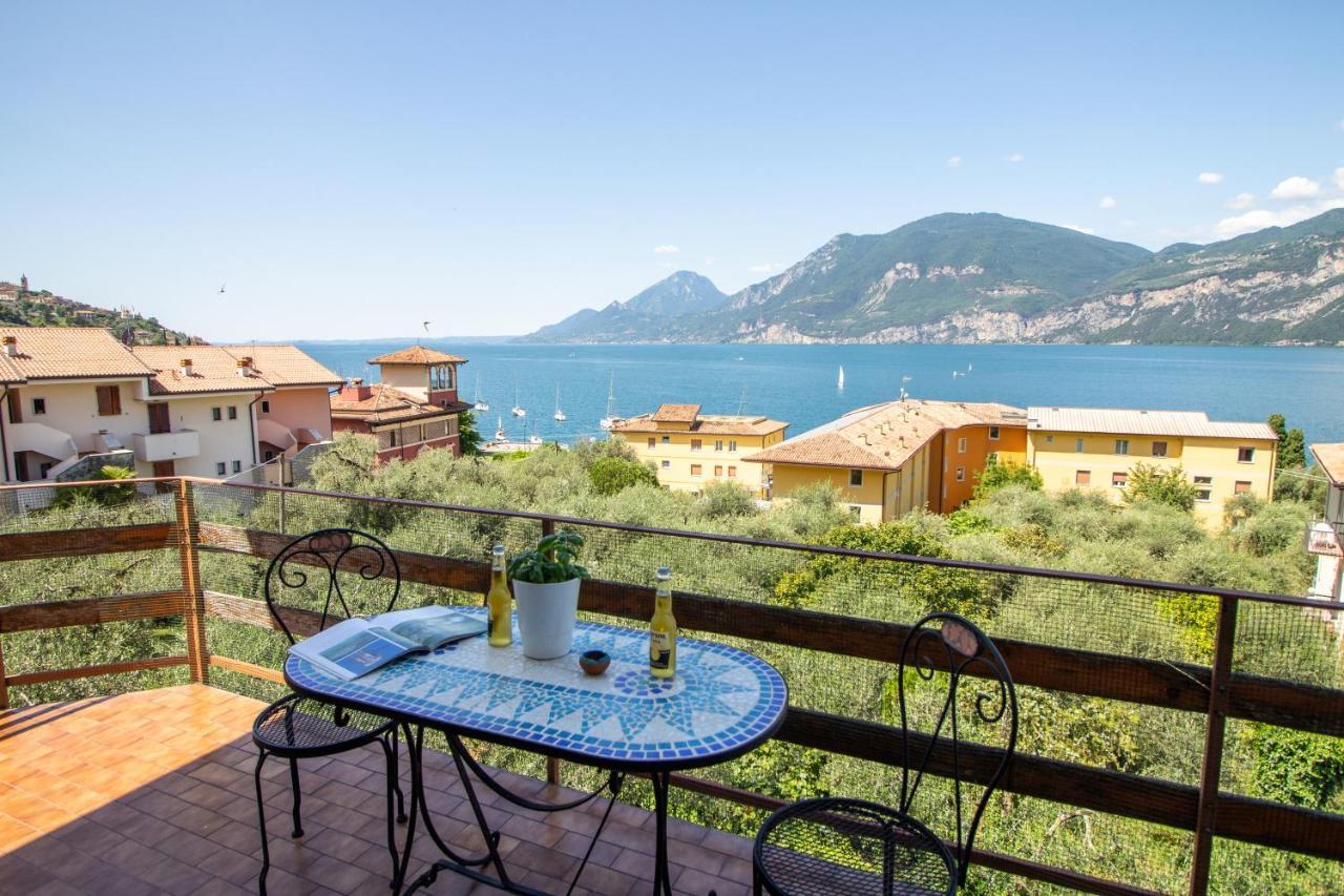 Villa Diana - Terrazza Sul Lago Assenza Exterior foto